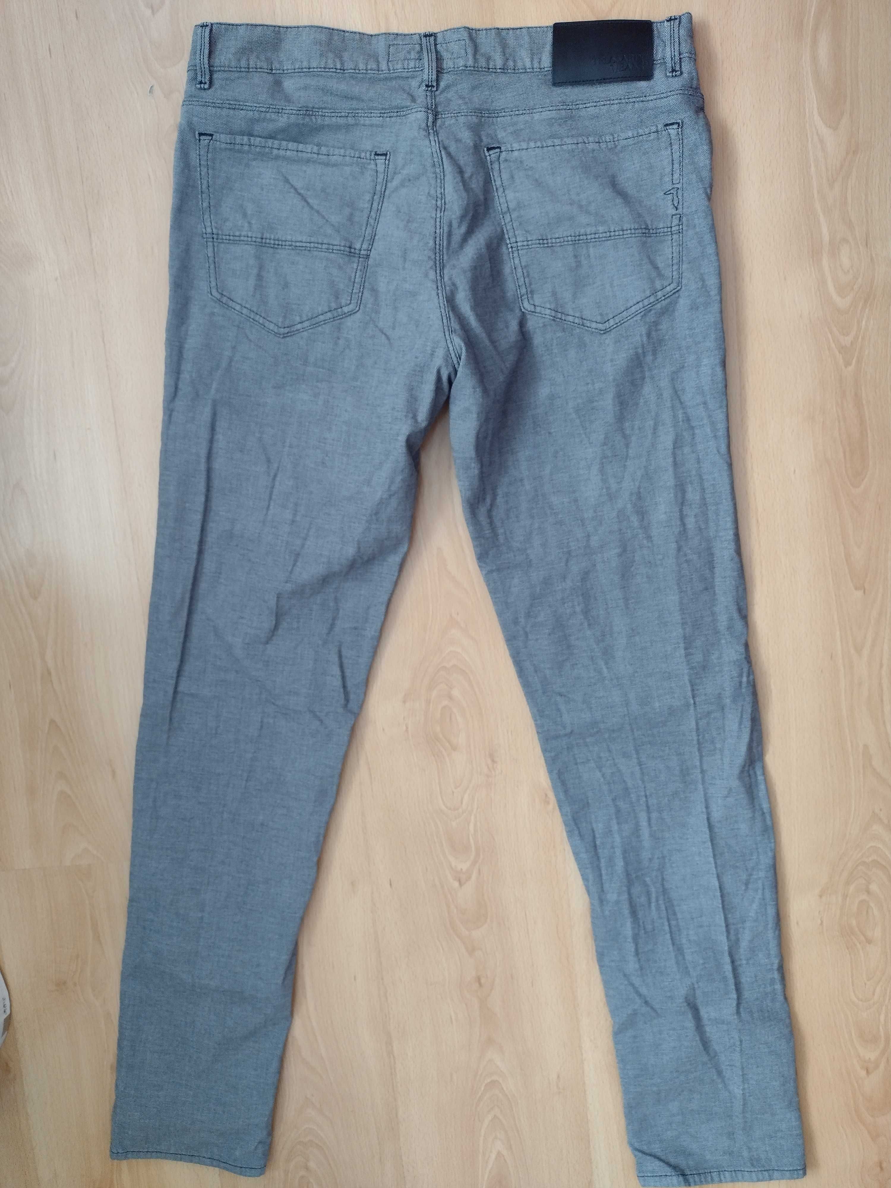 TRUSSARDI Jeans 34, DIESEL 34/32 мъжки дънки