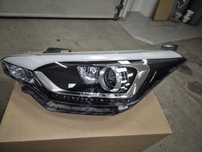 Hyundai i20 2 II 2019 Ляв фар ОЕ LED