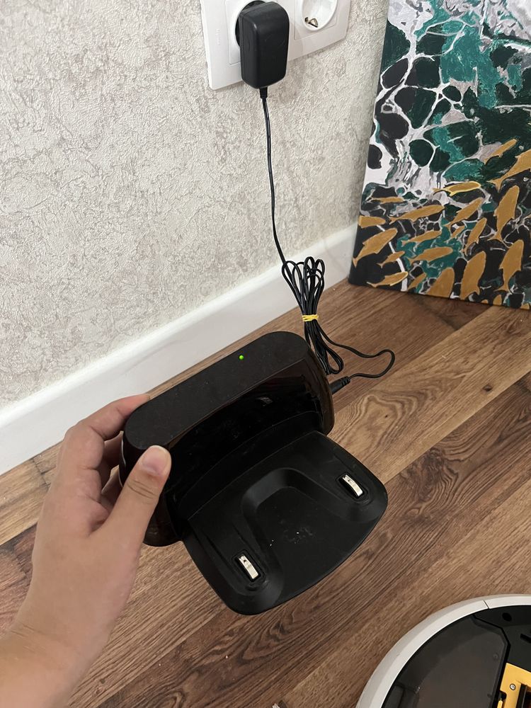 Робот пылесос Ardesto RVC-S600W