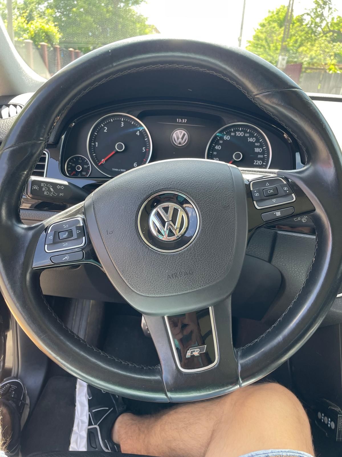 Volkswagen Toaureg
