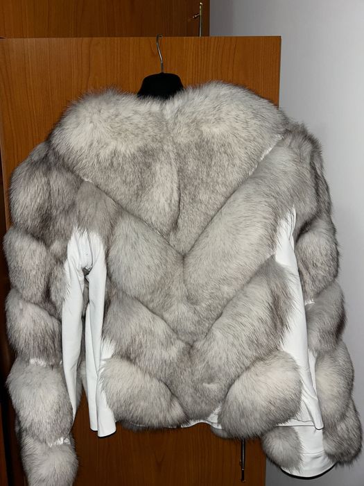 Blană naturală de vulpe polară