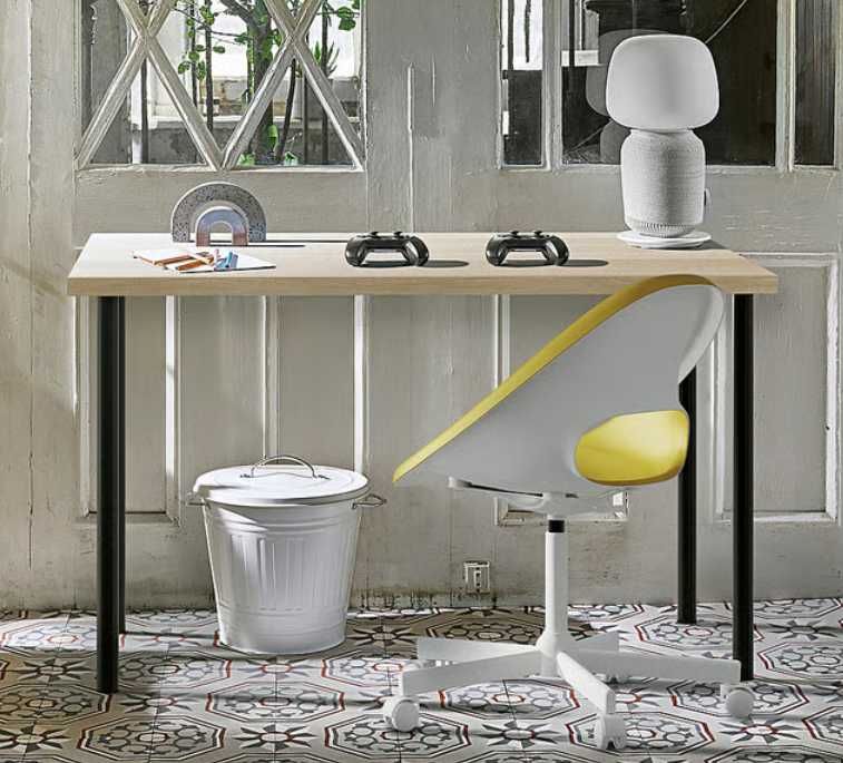 Birou Ikea 120x60 cm - blat LAGKAPTEN aspect stejar + 4 picioare