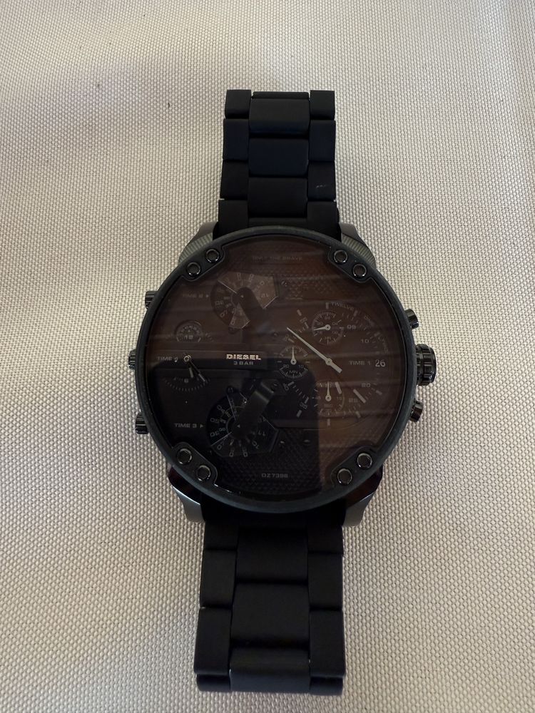 Мъжки часовник Diesel Mr. Daddy DZ7396 Чисто нов