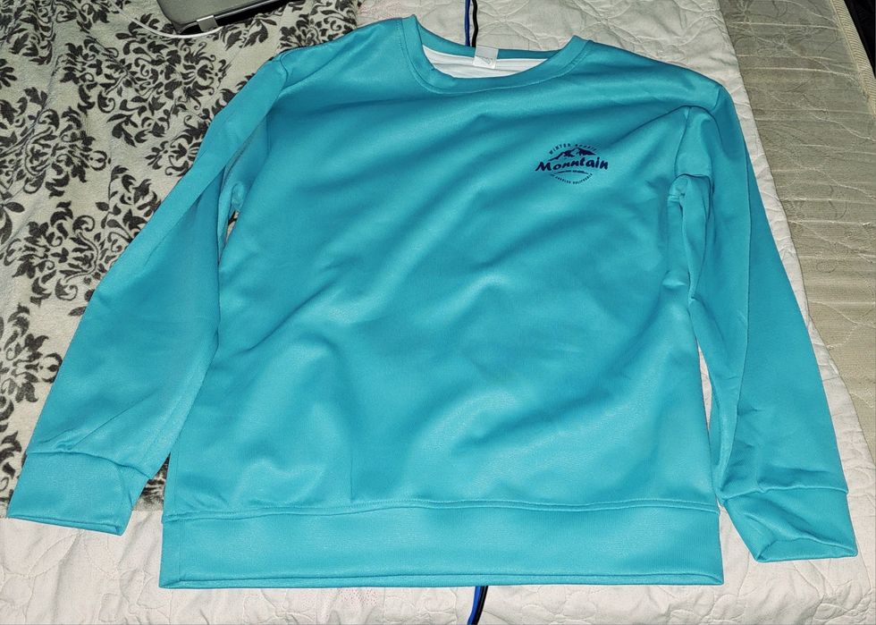 кофта новая классный цвет