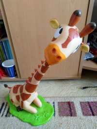 Girafa Twisty cu muzica