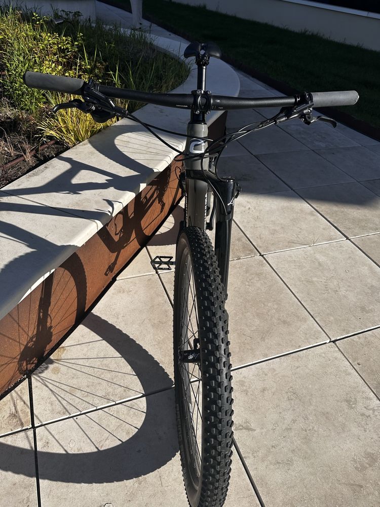 De vanzare!! Bicicleta MTB Cannondale Scalpel full carbon
