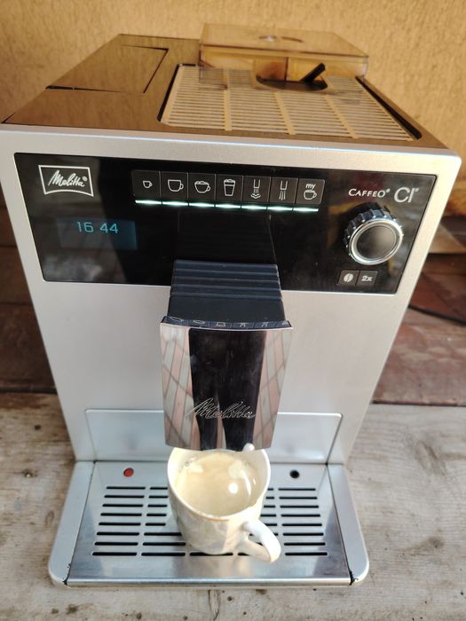 Vând aparat de cafea Melitta Caffeo CI