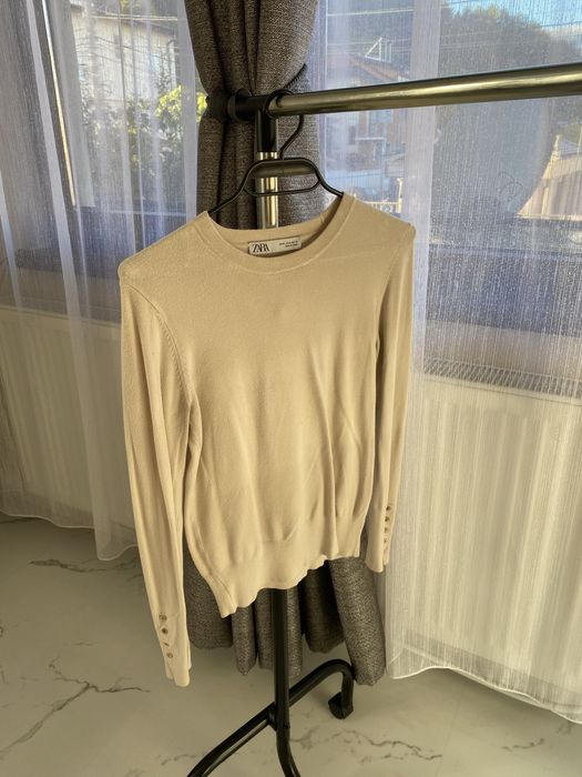 Дамски пуловери