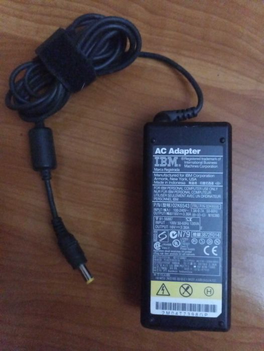 Laptop Pentium 2 mobile ibm think pad 570 13 inch