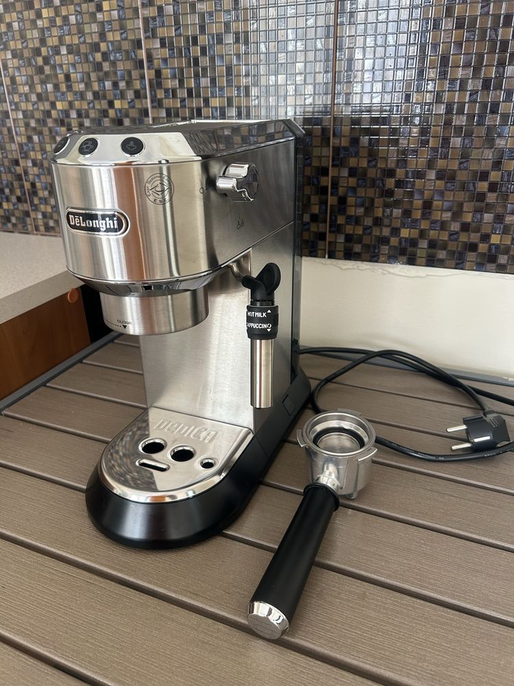 Кафемашина DeLonghi Dedika Style EC 685!