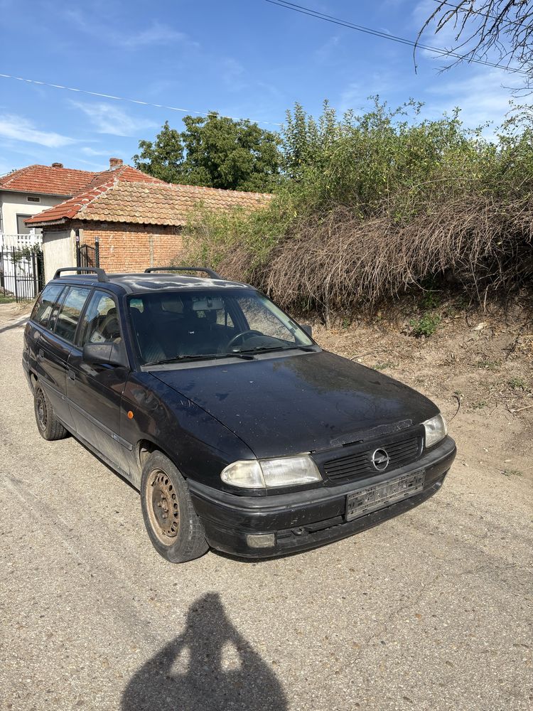 Автомобил Opel Astra 1.7