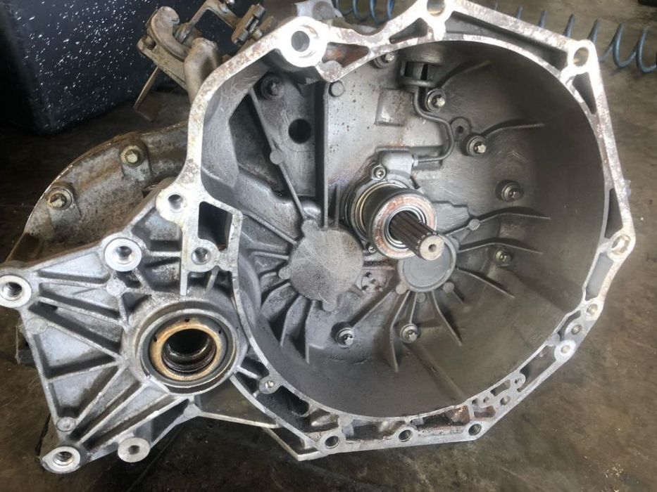 cutie viteze manuala 2.0 cdti opel zafira