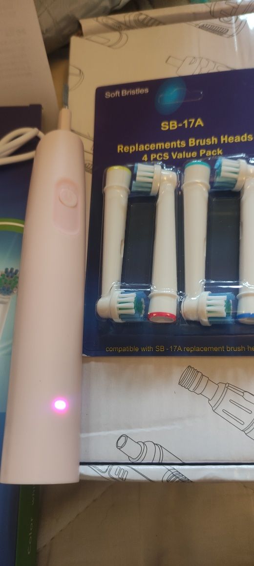 Perie electrica pentru dantura