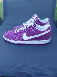 Adidasi Originali Nike Dunk Low Pink Polka Dot, Marime 36.5