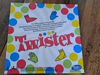 Настолни игри Twister и Monopoly
