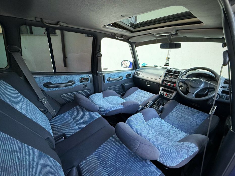 Toyota RAV 4 Motor: 2.0 benzina, 125 CP + Gaz / Volan Dreapta