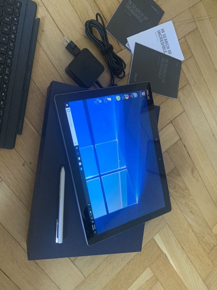 Asus Transformer 3 Pro - i5 quadCore 512 ssd 8gbRAM 2k display win 10