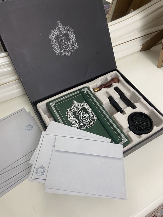 Набор из Гарри поттер Слизерин