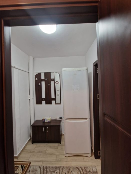 Garsonieră de închiriat  Brâncoveanu-Izvorul Rece