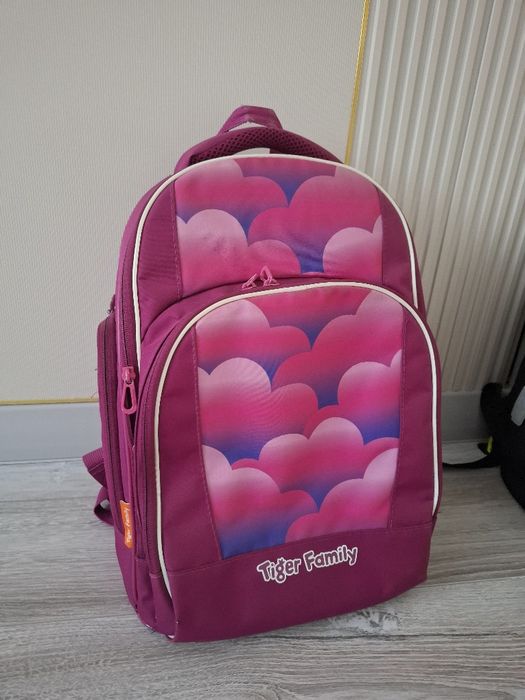 Рюкзак школьный продам