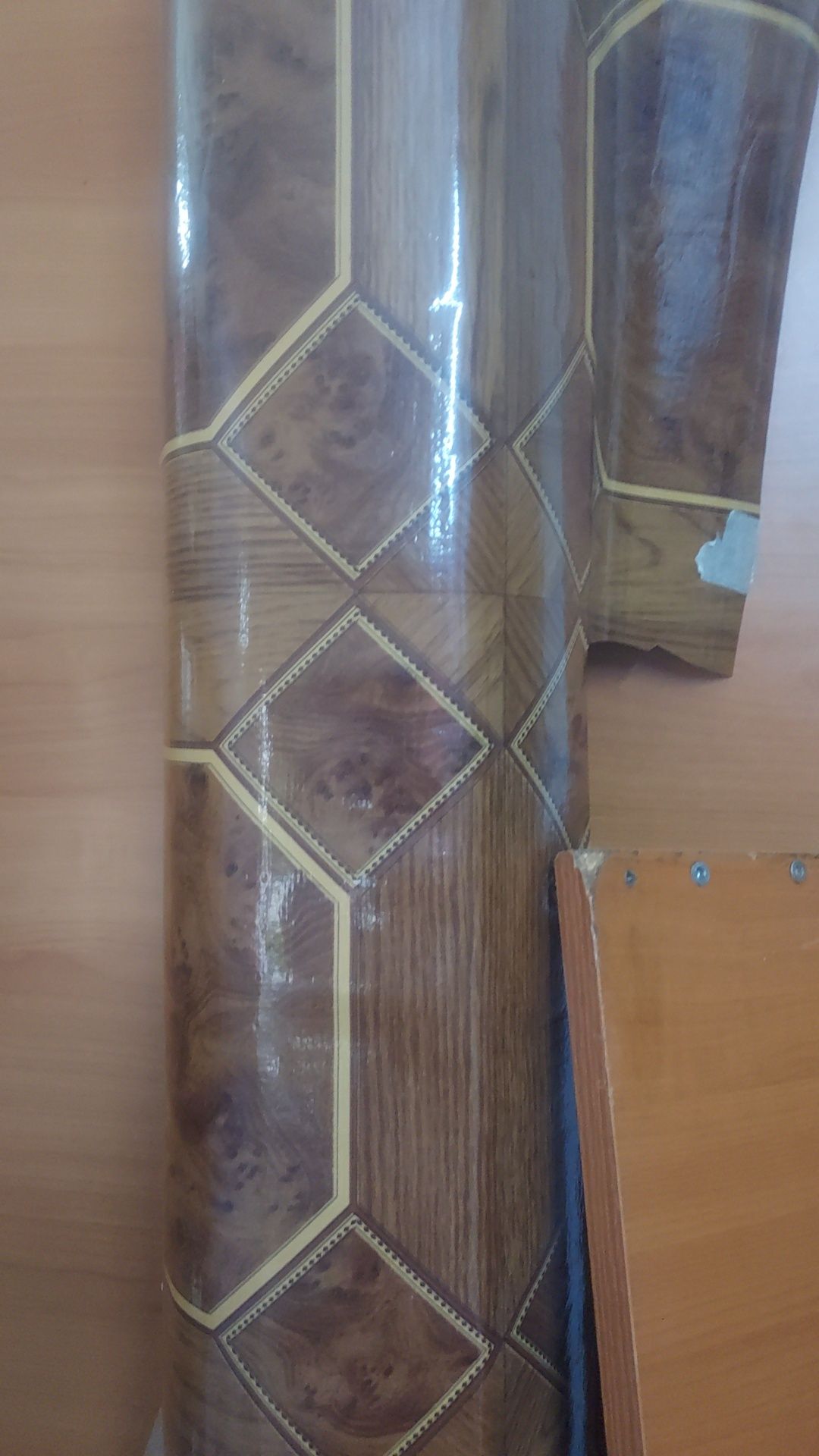 Magazin de Linoleuri 2m lat 20 m lung 499 maron, 549 gri