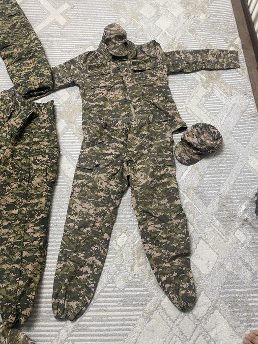 Продам военные одежды