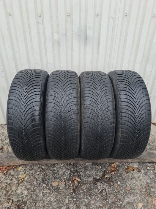 4  Anvelope de iarna*195/65R15*Michelin*LICHIDARE STOC*50 Lei Buc*