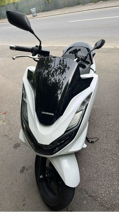 Honda PCX 125 (permis categoria B)