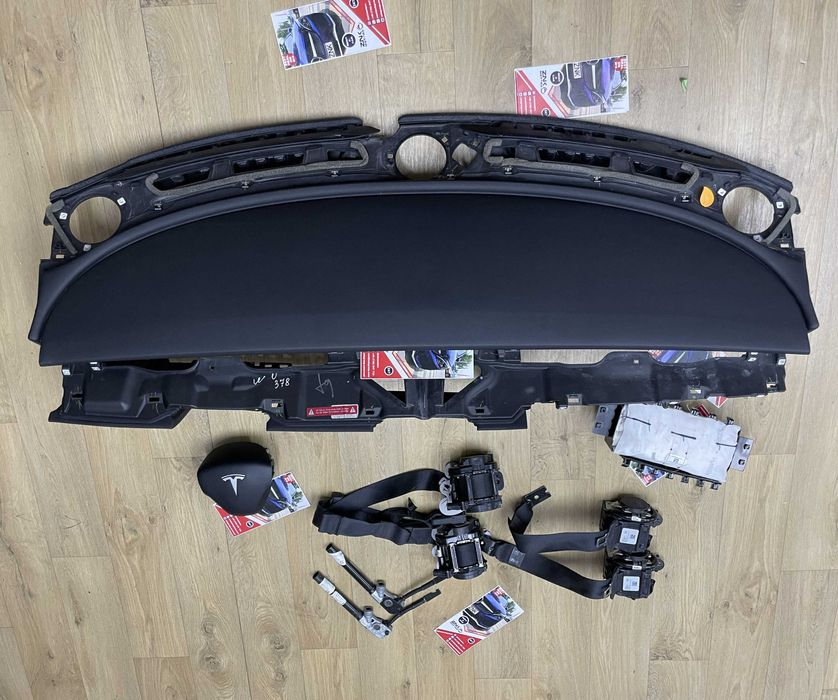 TESLA MODEL 3 - kit airbag - plansa de bord - centuri de siguranta