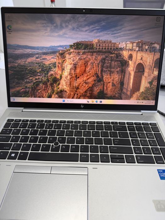 Vand laptop HP EliteBook L850-GL