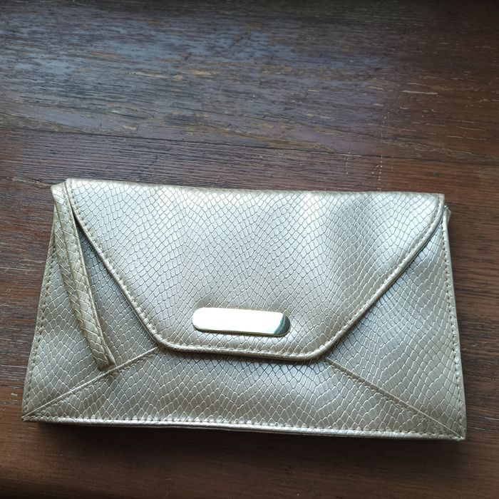 Продам новую сумочку-клатч