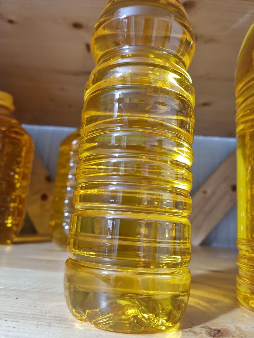 Ulei de floarea soarelui presat la rece