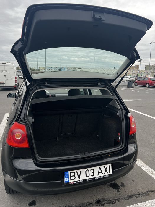 Volkswagen Golf V 2005  1.6 benzina