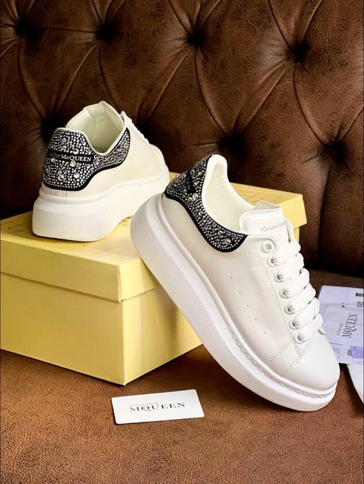 Adidași damă și barbati