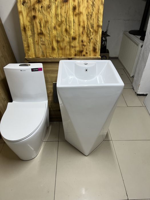 Унитаз и умывальник напольный