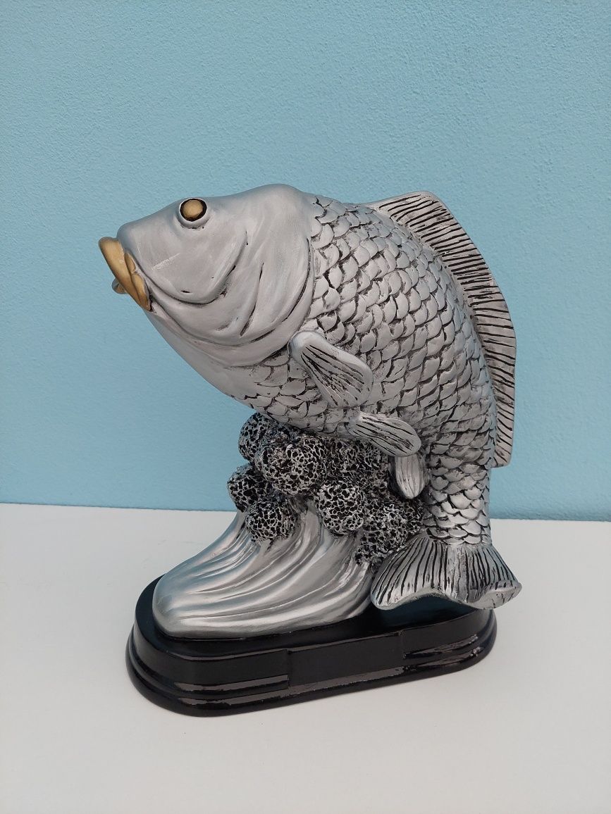 Statueta din ipsos, trofeu pescari