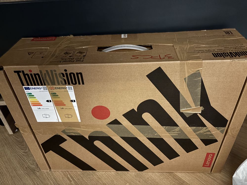 Monitor Lenovo LT23232WC in stare foarte buna