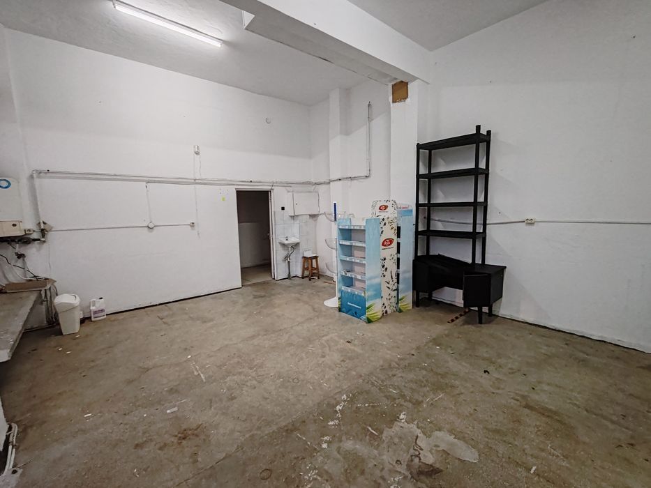 Inchiriez Spatiu Comercial / 48 mp / Zona Piata