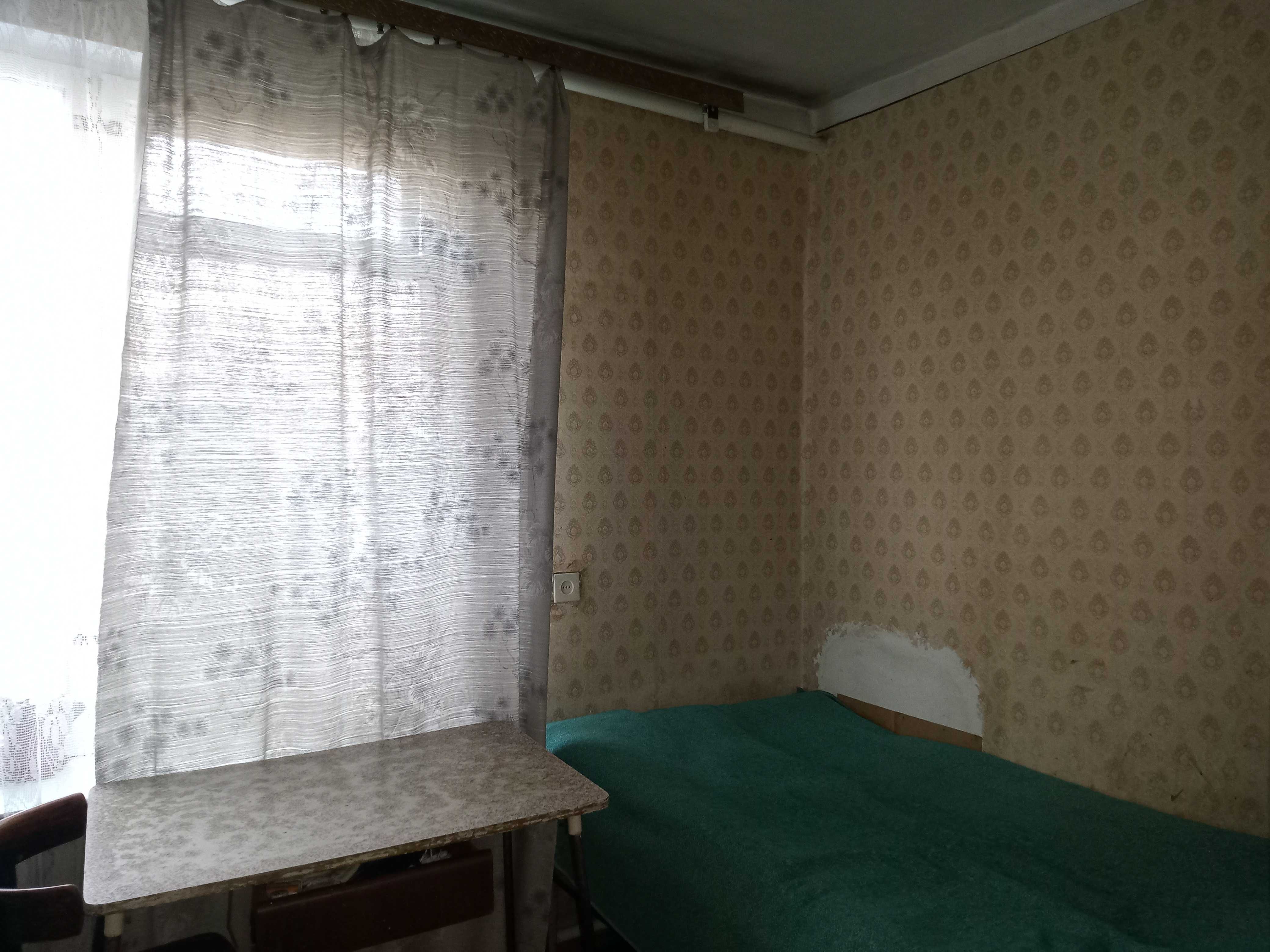 Yu  Дом на участке 7сотках, под застройку, ж/д станция Сергели
