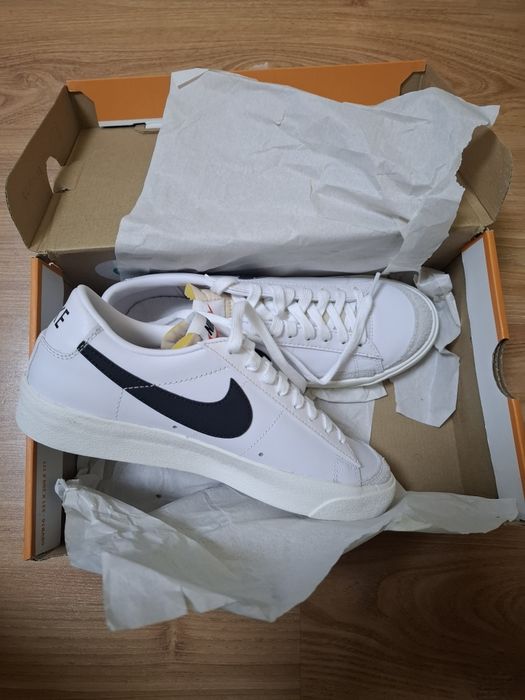 Nike Blazer albi