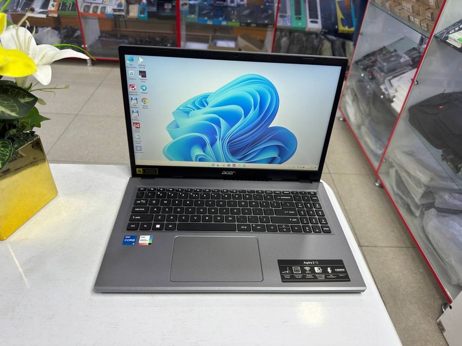 Acer i5-13 eng soʻngi avlodi holati ideal ddr5 yangidan farqi yoq