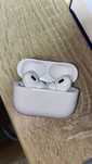 AirPods Pro Apple