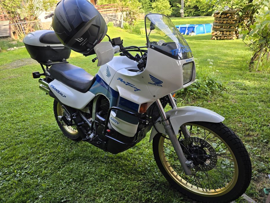 Vand Honda TransAlp PD06 1987 , 600cm , versiunea 50cp