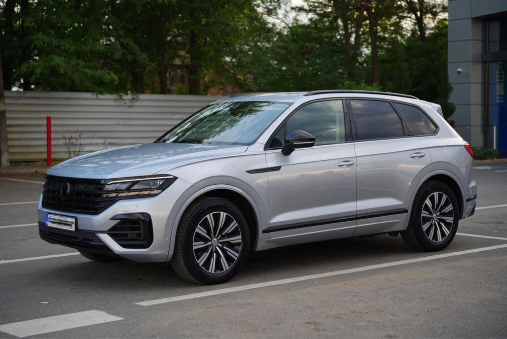 Touareg R line 286 cp Factura-TVA