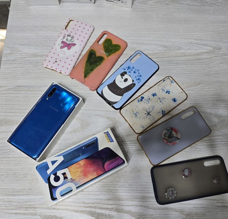 Samsung A50 64Gb blue Вьетнам