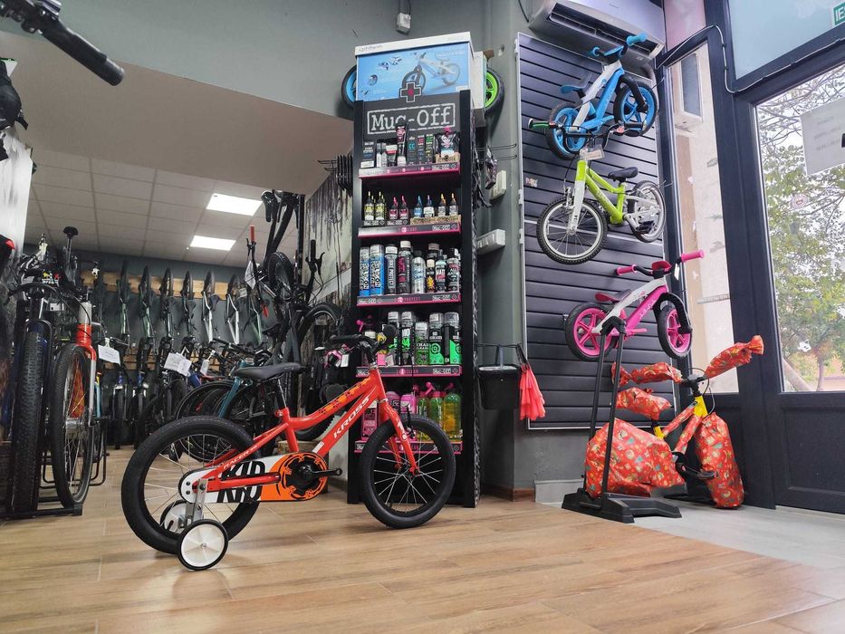 Bicicleta Kross RACER 3.0 2025 red / orange / white / glossy 16"