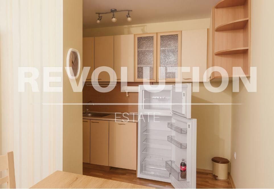 Дава се под наем Двустаен апартамент в Варна, Спортна зала - 60 кв.м за 400 € - Снимка #1