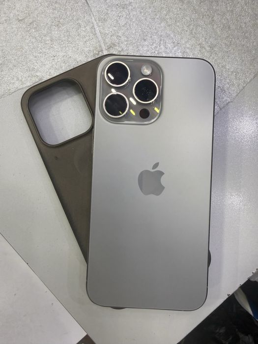 Iphone15 promax 256GB natural titanuim