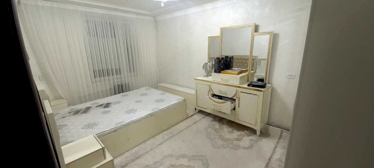 id13\ 26-кв-л. 3\3\5. 70м2, 2\6. Кинотеатр Ватан.
