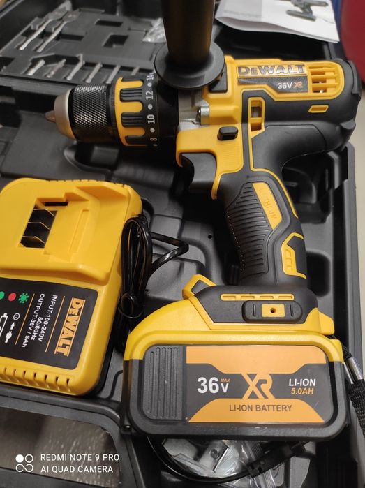 Autofiletanta Dewalt profesionala,2acumulatori 36v si mandrina 13mm